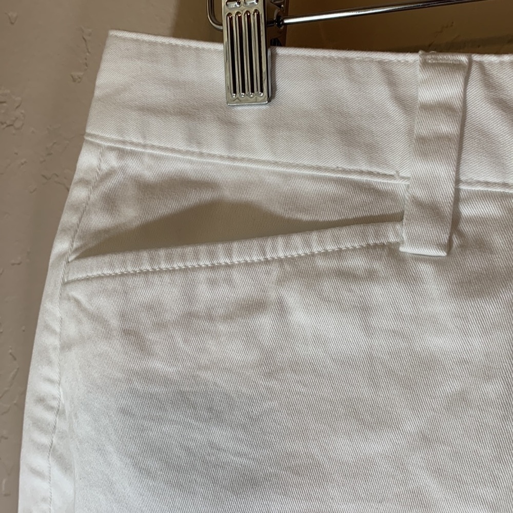 NWOT Lands' End Women Chino 7 Inch Short White Petite 4 - Picture 5 of 9